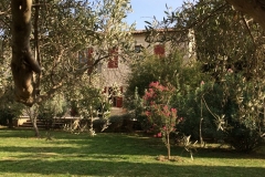 La-Broutte_Gartenarbeit